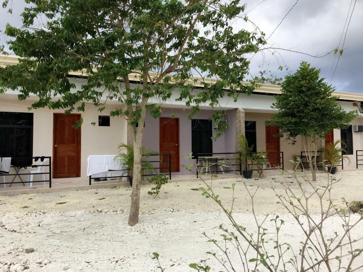 Grae'S Apartelle Moalboal Exterior foto