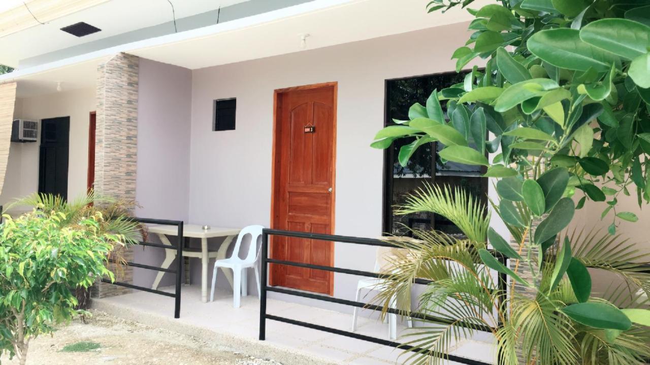 Grae'S Apartelle Moalboal Exterior foto